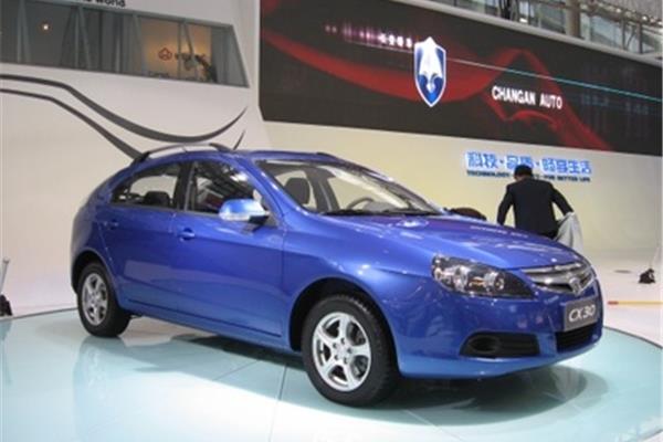 2009年 汽车